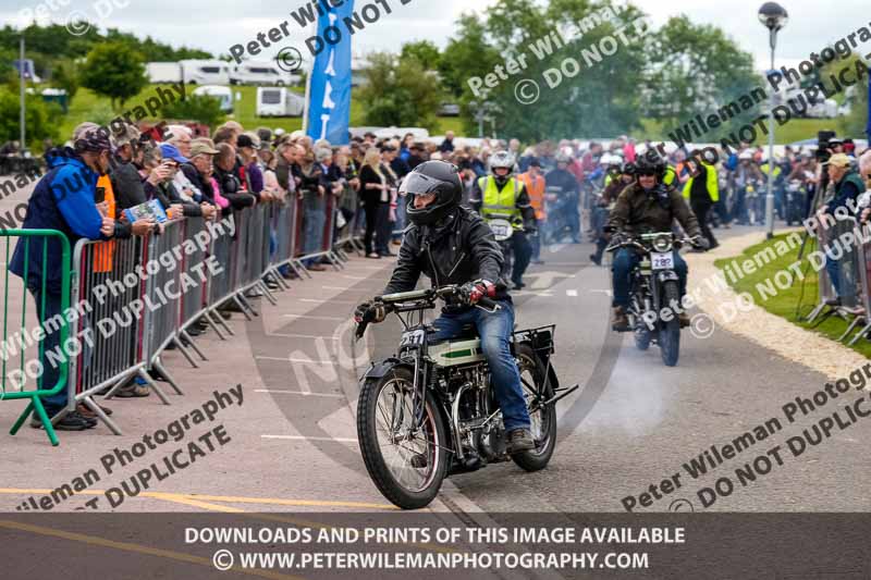 Vintage motorcycle club;eventdigitalimages;no limits trackdays;peter wileman photography;vintage motocycles;vmcc banbury run photographs